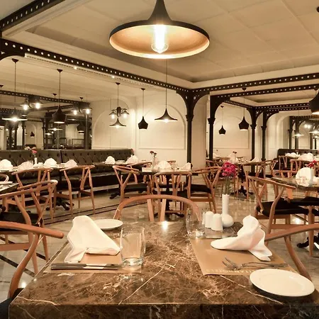 Metropolitan Taksim Hotel Estambul