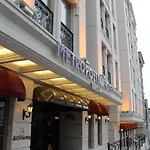 塔克西姆大都会酒店 4*