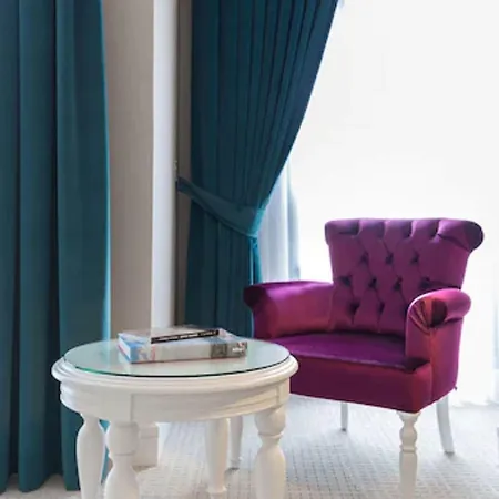 Ξενοδοχείο Metropolitan Taksim 4*