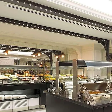 Metropolitan Taksim 호텔 4*