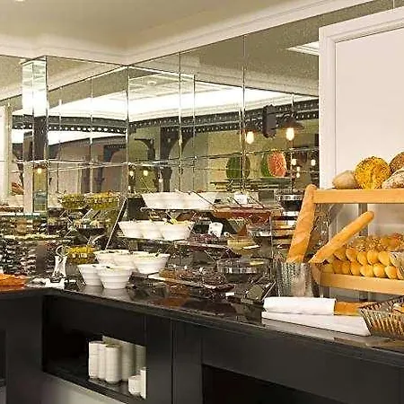 Metropolitan Taksim 4*