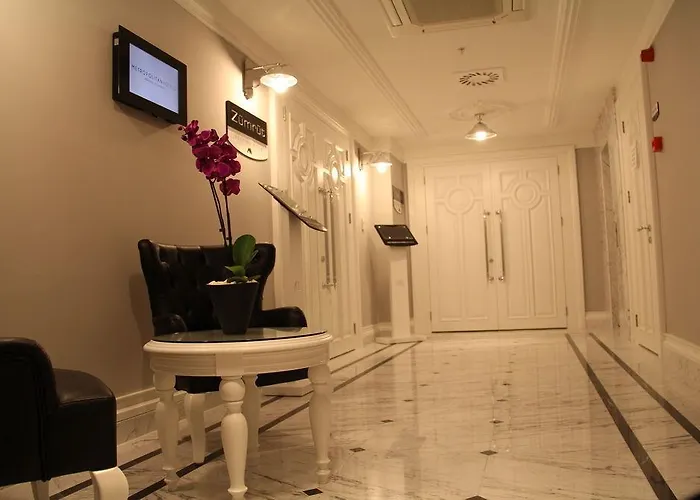 Hotel Metropolitan Taksim