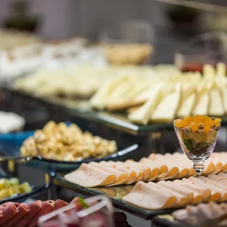 호텔 Metropolitan Taksim 4*