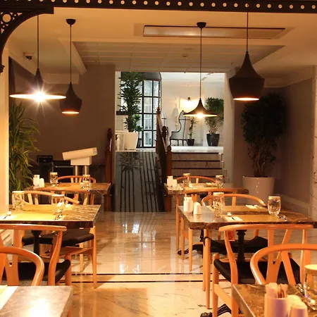 Hotel Metropolitan Taksim 4*